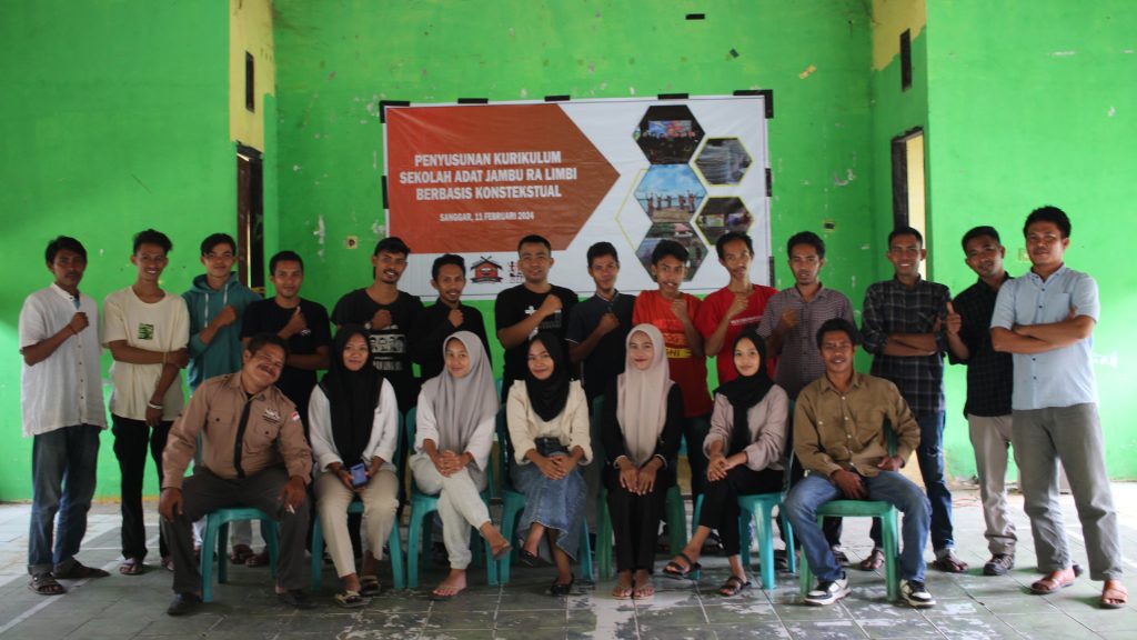 Penyusunan Kurikulum Sekolah Adat 03 1024x576