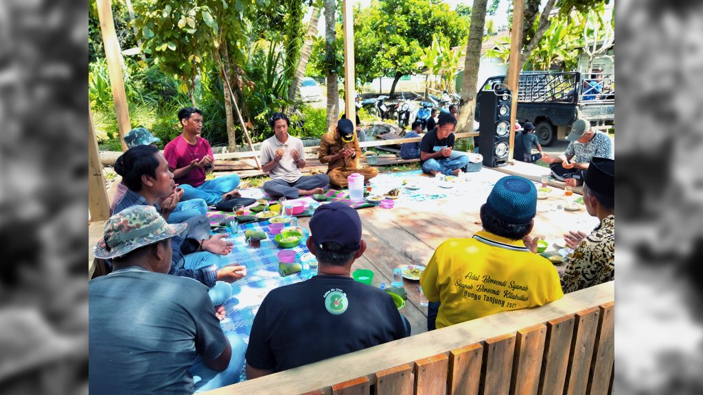 S2A1012 Komunitas Masyarakat Adat Margo IX Koto Dusun Teluk Jambu 1024x576