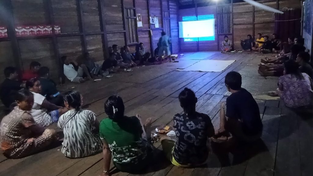 S2W1068 Masyarakat Adat Dayak Krio Laman Congkong Baru 1024x576